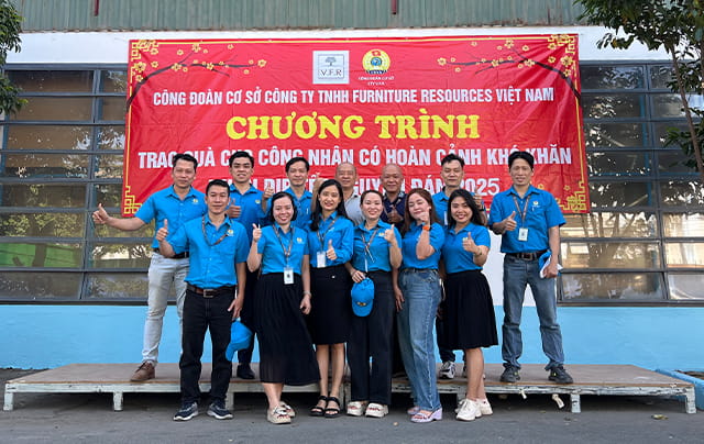 CÔNG ĐOÀN CƠ SỞ V.F.R PHỐI HỢP CÙNG LĐLĐ THÀNH PHỐ THUẬN AN TRAO QUÀ TẾT CHO NGƯỜI LAO ĐỘNG CÓ HOÀN CẢNH KHÓ KHĂN