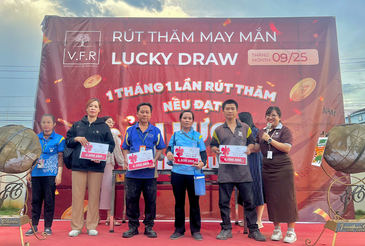 Lucky Draw (2)