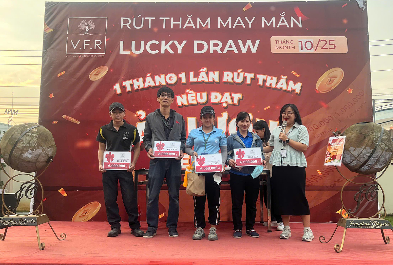 Lucky Draw (7)