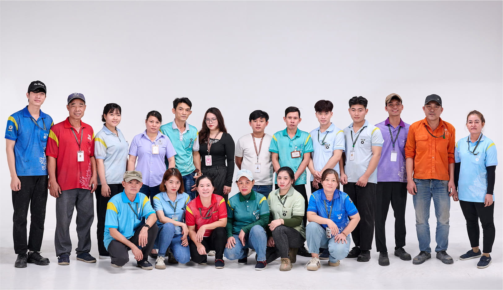Gia-đình-các-thế-hệ-trong-cty_05