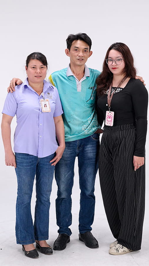 Gia-đình-các-thế-hệ-trong-cty_1-1