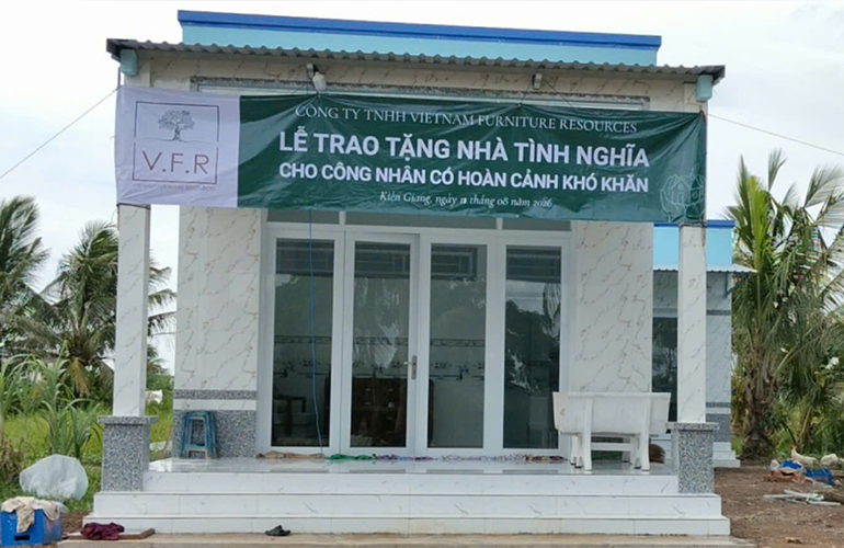 vfr-dong-hanh-cung-nguoi-lao-dong-sau-su-co-hoa-hoan-02